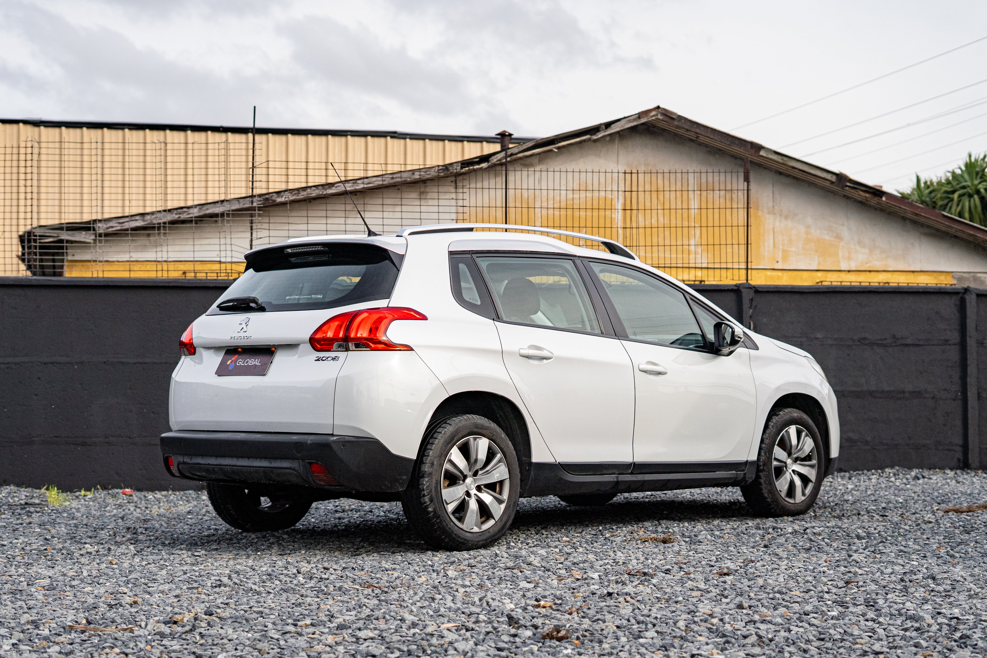 2015 | Peugeot 2008