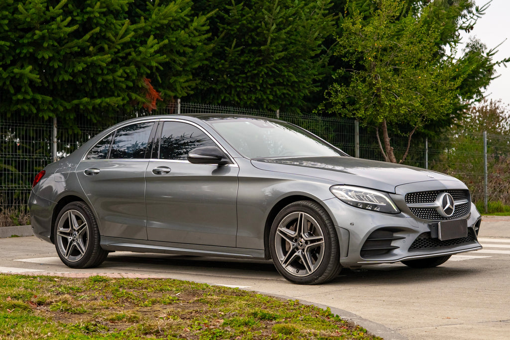 2019 | Mercedes-Benz C300