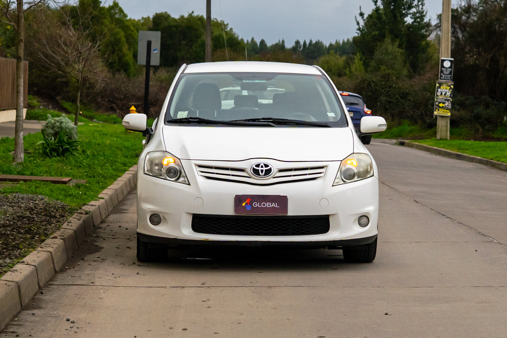 2011 | Toyota Auris