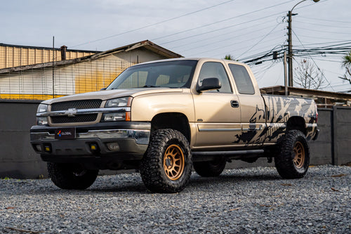 2005 | Chevrolet Silverado High-Country