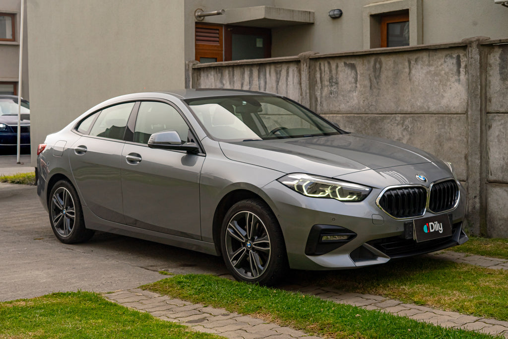 2023 | BMW 218i
