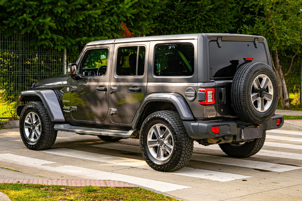 2021 | Jeep Wrangler Sahara LTD 4x4