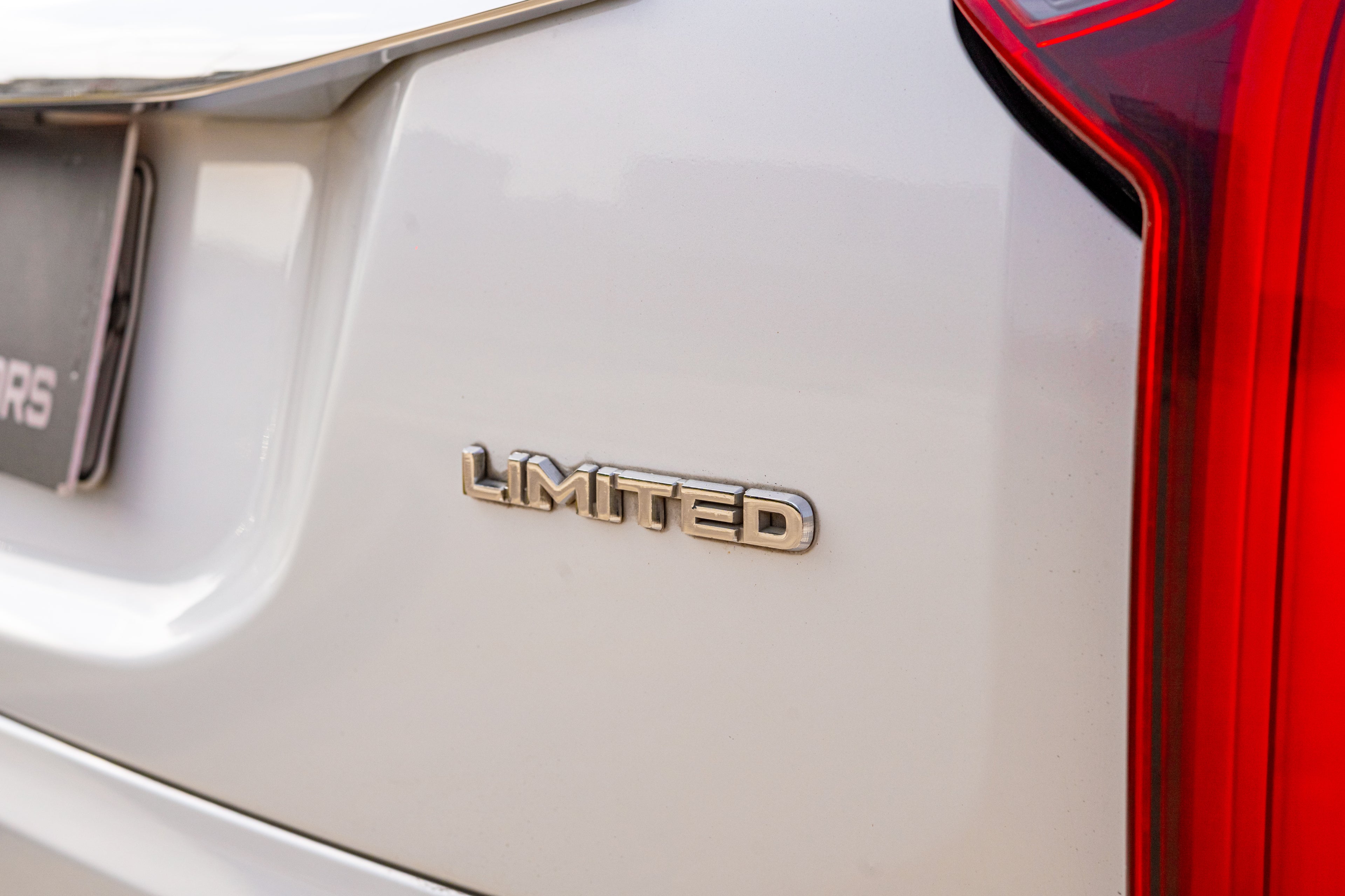 2024 | Mitsubishi Montero Limited
