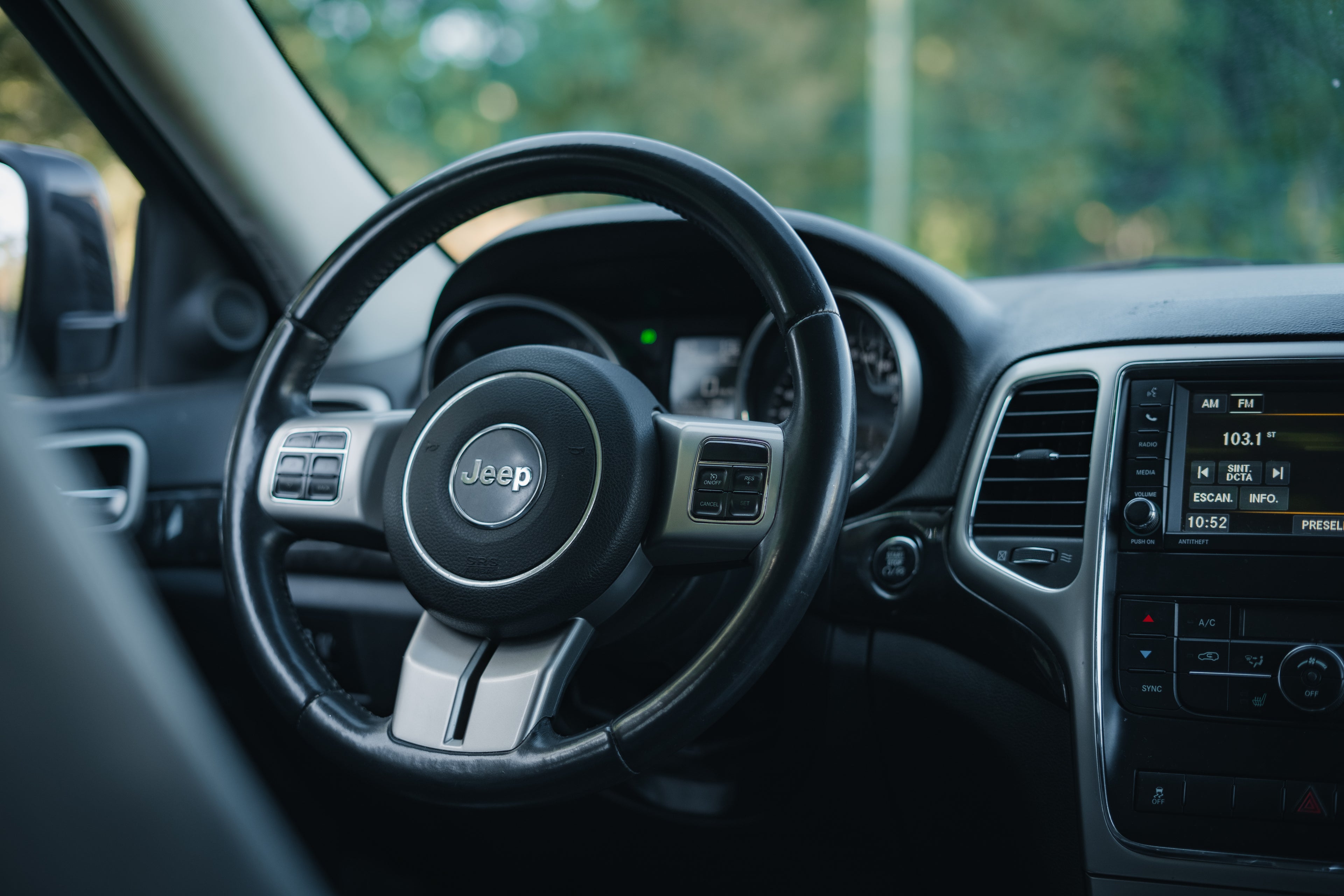 2013 | Jeep Grand Cherokee Laredo