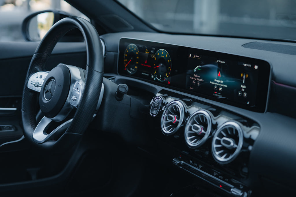 2021 | Mercedes-Benz A35 AMG