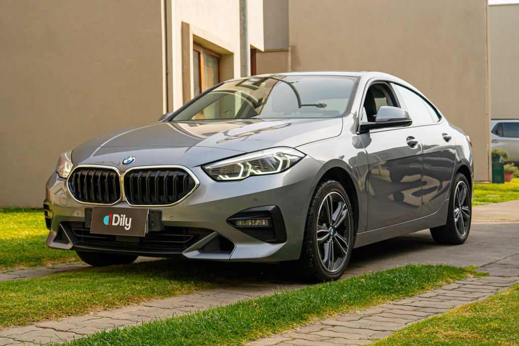 2023 | BMW 218i