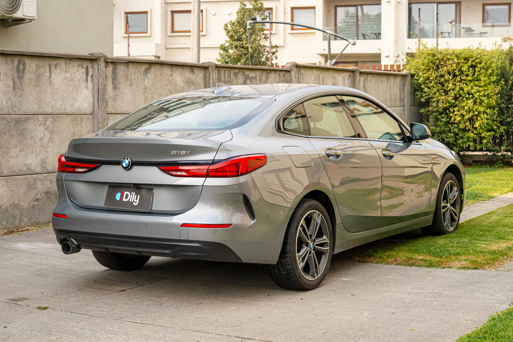 2023 | BMW 218i