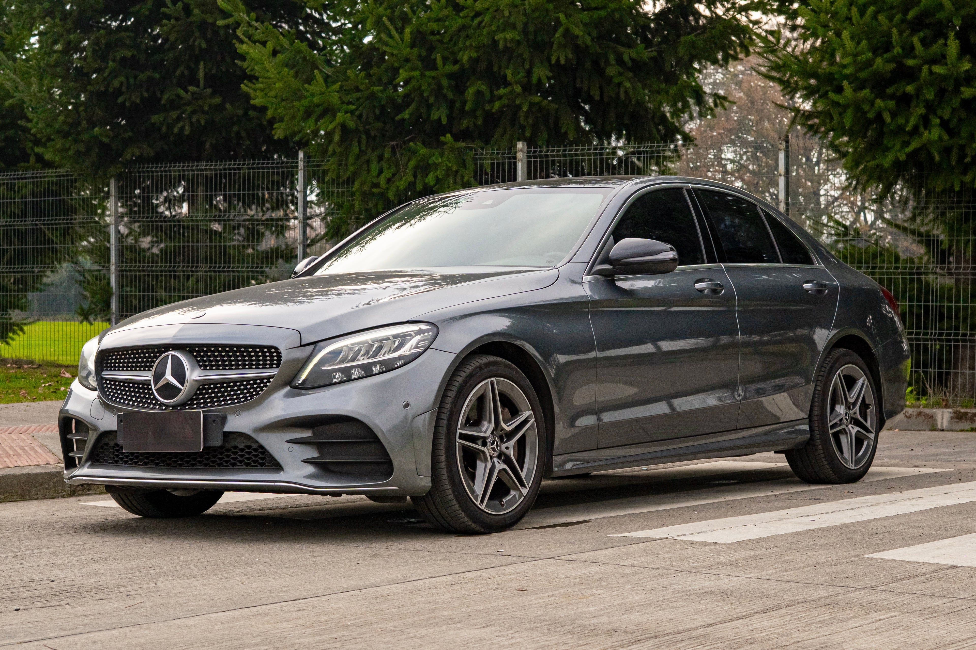 2019 | Mercedes-Benz C300