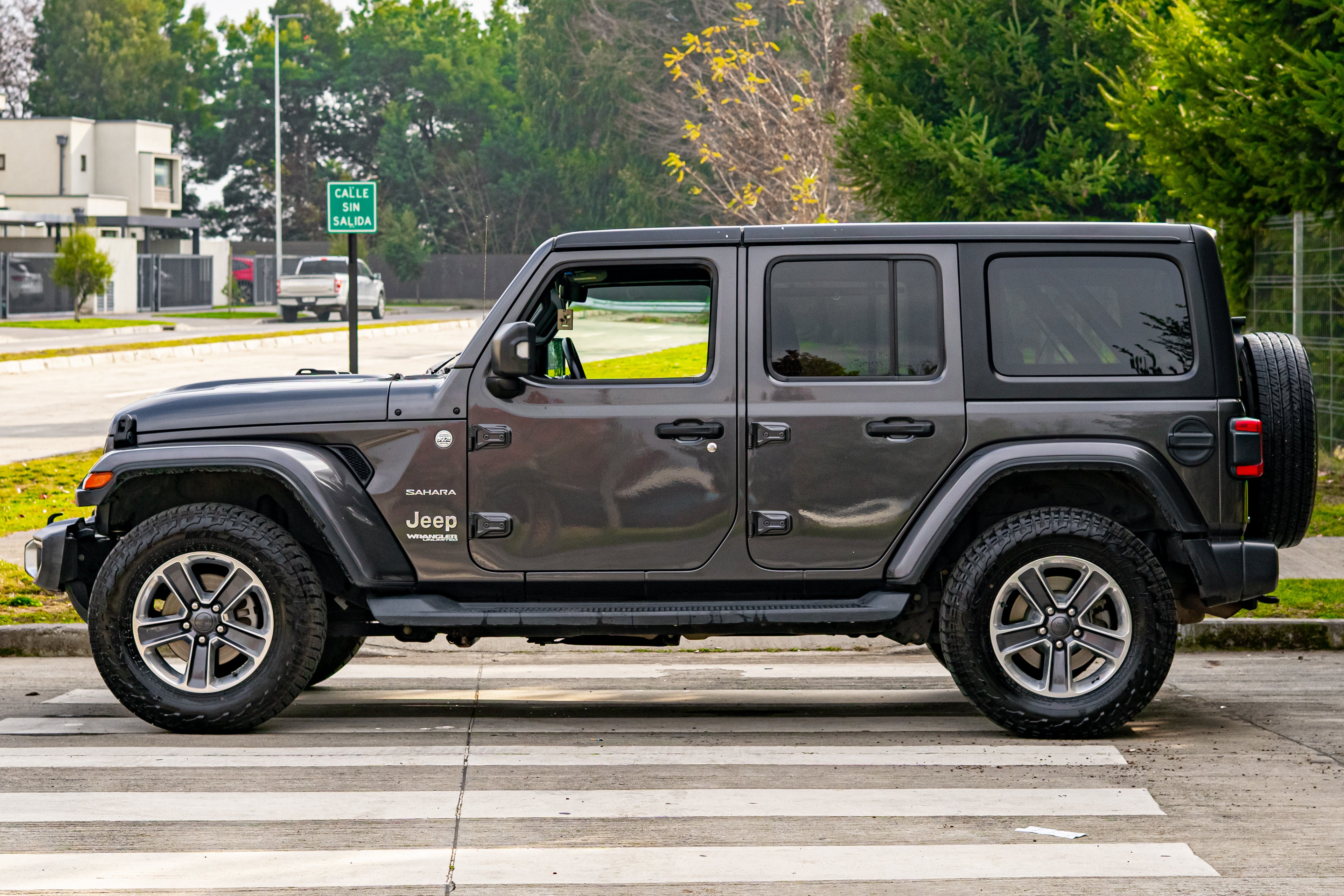 2021 | Jeep Wrangler Sahara LTD 4x4