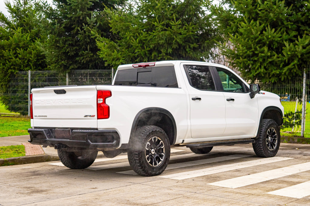 223 | Chevrolet Silverado ZR2