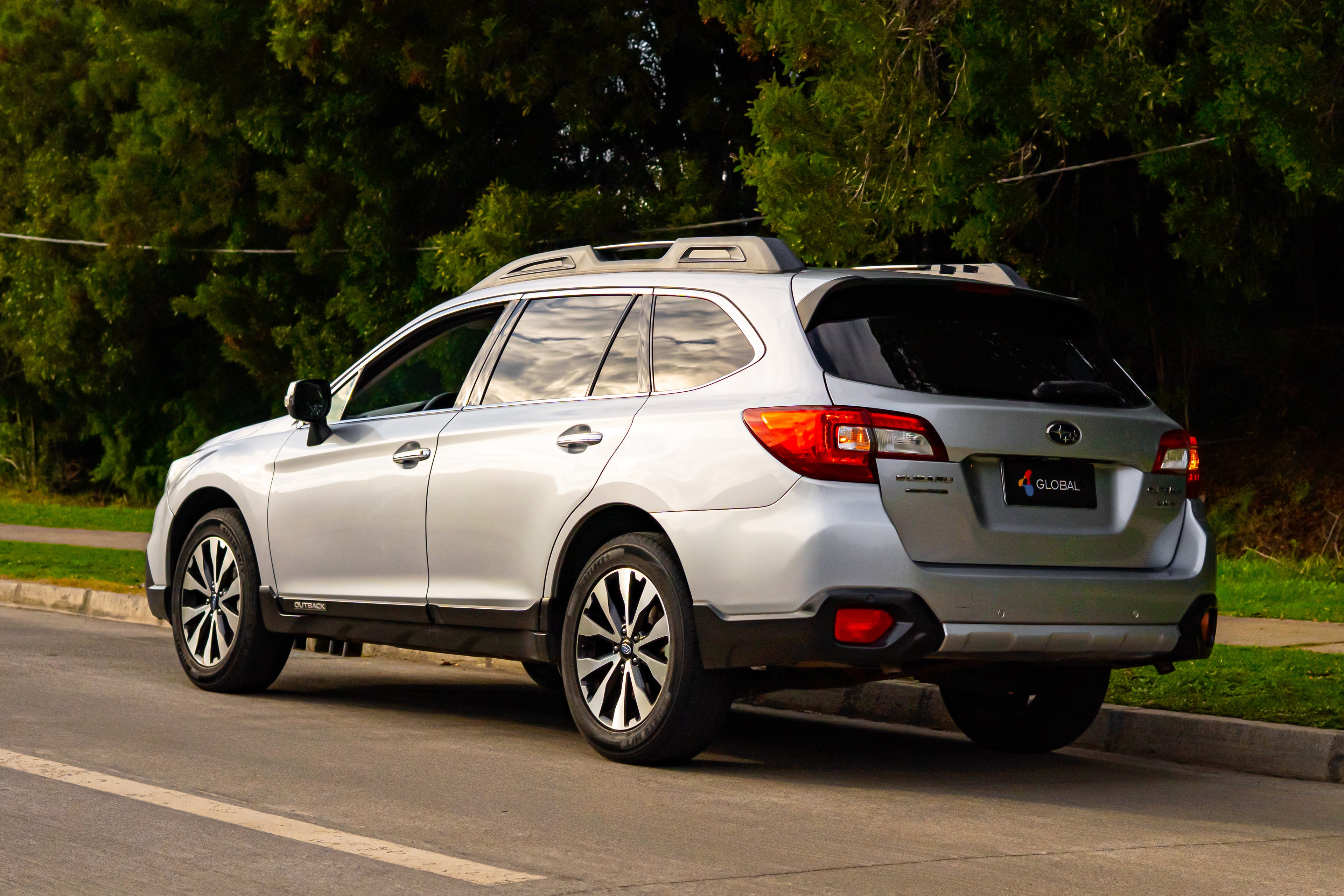 2016 | Subaru Outback 3.6 R